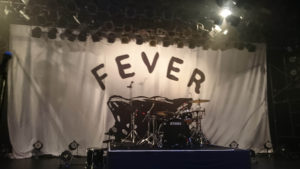 スッキリに出演して話題になったFEVER333のライブの感想
